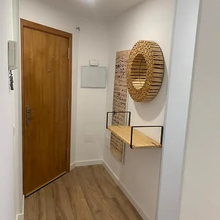 Fantastico Piso Con Piscina Y Balcon En Appartamento
