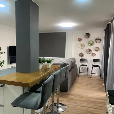 Appartamento Fantastico Piso Con Piscina Y Balcon En *