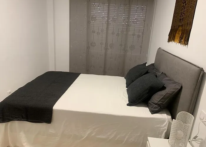Fantastico Piso Con Piscina Y Balcon En アパート