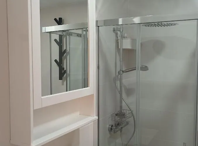 Fantastico Piso Con Piscina Y Balcon En アパート